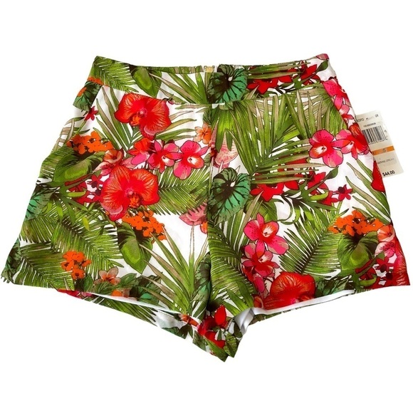 GB Gianni Bini Pants - NWT GB Tropical Print Dressy Shorts Size Small